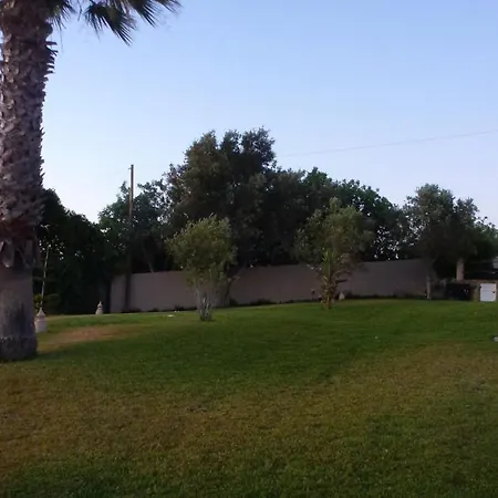 L'estaque Гостевой дом Армасан-де-Пера