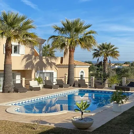 ゲストハウス L'estaque 4*